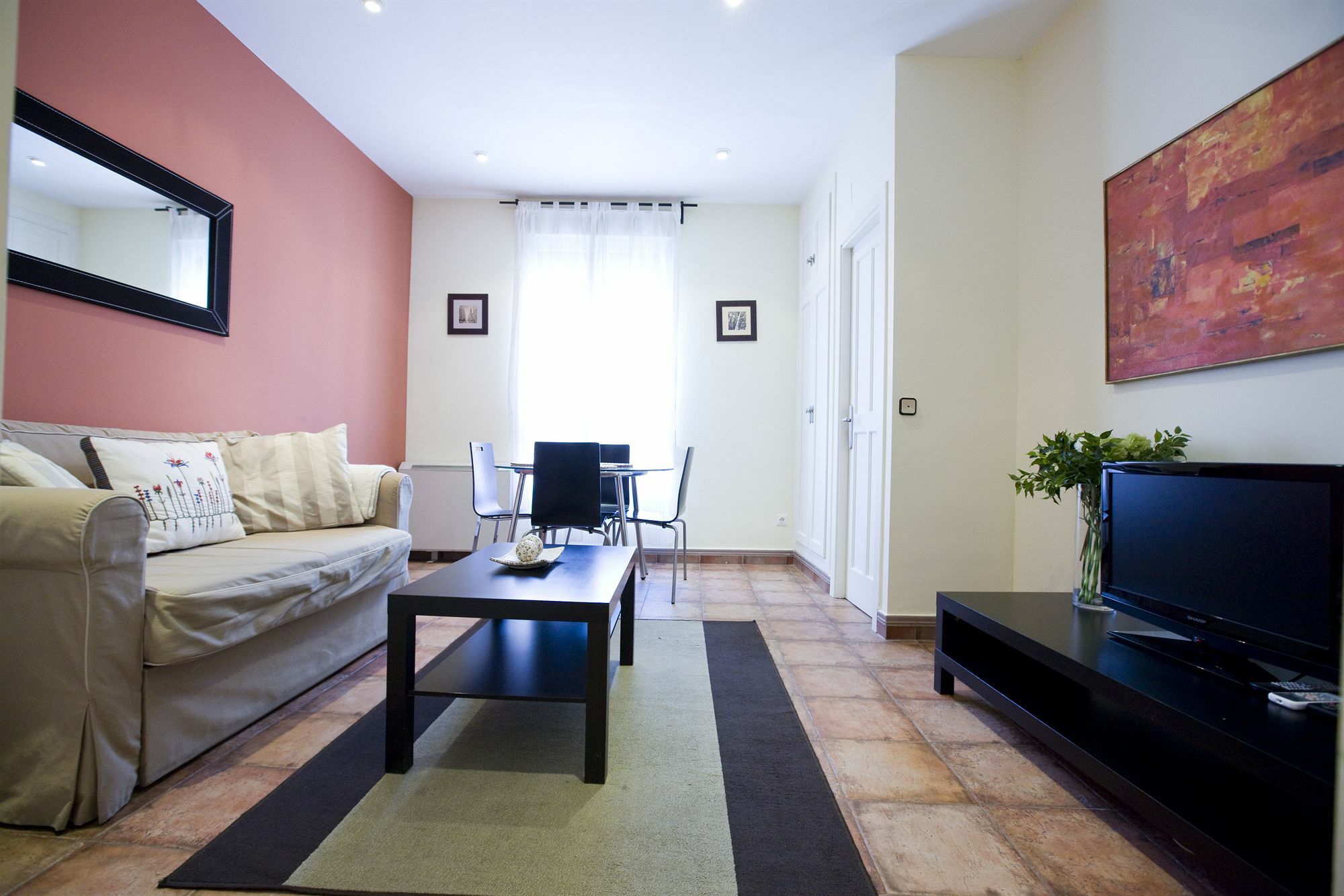 Apartamento Tirso De Molina Apartment Madrid Exterior foto